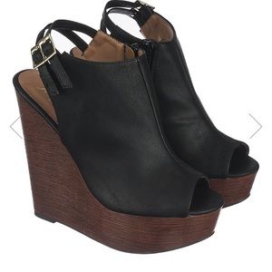 Soda Rehan-H Dress Wedge, Size 10